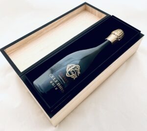 Champagne Gosset Celebris 2012 box open